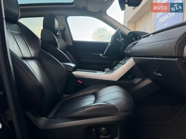 Черный Ленд Ровер Рендж Ровер Эвок, объемом двигателя 2 л и пробегом 136 тыс. км за 19499 $, фото 24 на Automoto.ua