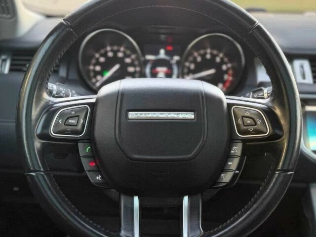 Чорний Ленд Ровер Рендж Ровер Евок, об'ємом двигуна 2 л та пробігом 64 тис. км за 20000 $, фото 11 на Automoto.ua