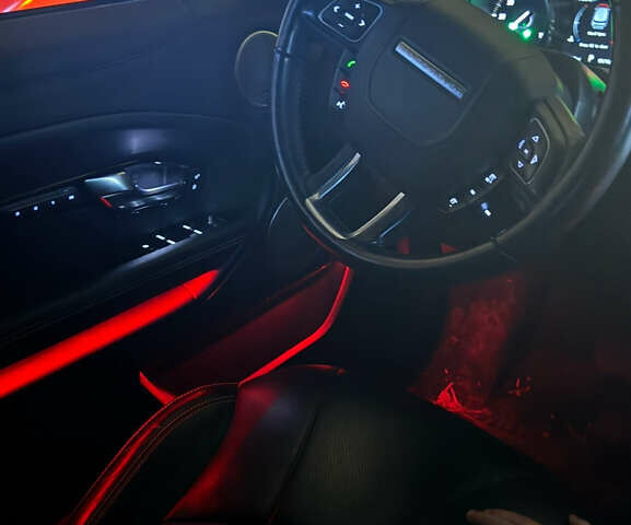 Черный Ленд Ровер Рендж Ровер Эвок, объемом двигателя 2 л и пробегом 173 тыс. км за 21500 $, фото 8 на Automoto.ua