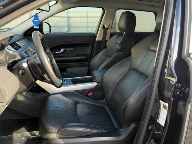 Черный Ленд Ровер Рендж Ровер Эвок, объемом двигателя 2 л и пробегом 58 тыс. км за 4000 $, фото 8 на Automoto.ua