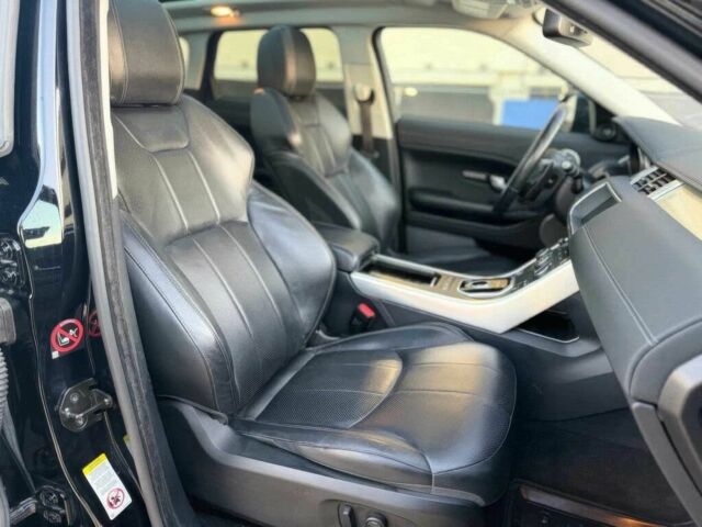 Чорний Ленд Ровер Рендж Ровер Евок, об'ємом двигуна 2 л та пробігом 64 тис. км за 20000 $, фото 10 на Automoto.ua