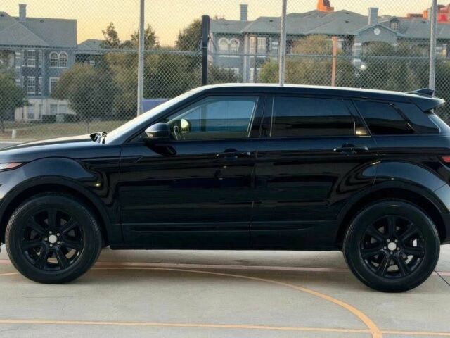 Чорний Ленд Ровер Рендж Ровер Евок, об'ємом двигуна 2 л та пробігом 64 тис. км за 20000 $, фото 2 на Automoto.ua