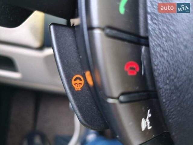 Чорний Ленд Ровер Рендж Ровер Евок, об'ємом двигуна 2 л та пробігом 93 тис. км за 21900 $, фото 37 на Automoto.ua