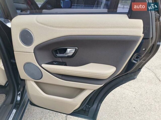 Чорний Ленд Ровер Рендж Ровер Евок, об'ємом двигуна 2 л та пробігом 93 тис. км за 21900 $, фото 41 на Automoto.ua