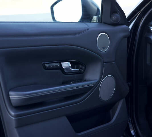 Черный Ленд Ровер Рендж Ровер Эвок, объемом двигателя 2 л и пробегом 152 тыс. км за 18300 $, фото 19 на Automoto.ua