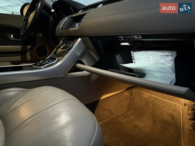 Черный Ленд Ровер Рендж Ровер Эвок, объемом двигателя 2 л и пробегом 90 тыс. км за 19600 $, фото 36 на Automoto.ua