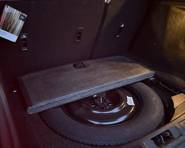 Черный Ленд Ровер Рендж Ровер Эвок, объемом двигателя 2 л и пробегом 90 тыс. км за 19600 $, фото 29 на Automoto.ua