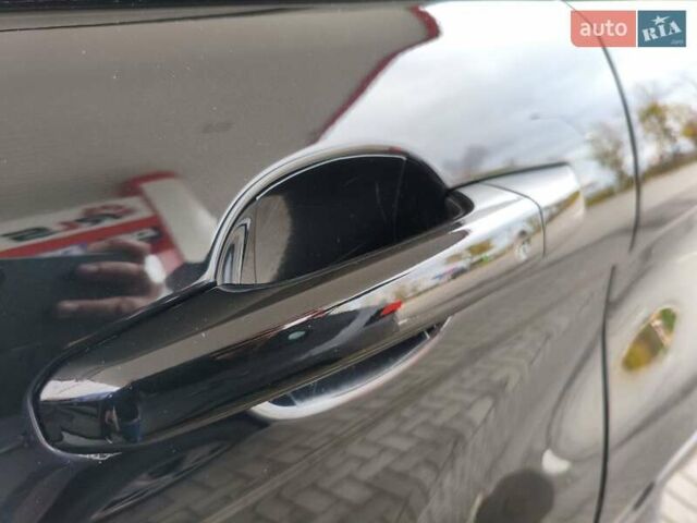 Чорний Ленд Ровер Рендж Ровер Евок, об'ємом двигуна 2 л та пробігом 93 тис. км за 21900 $, фото 20 на Automoto.ua