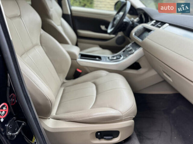 Чорний Ленд Ровер Рендж Ровер Евок, об'ємом двигуна 2 л та пробігом 112 тис. км за 20900 $, фото 12 на Automoto.ua