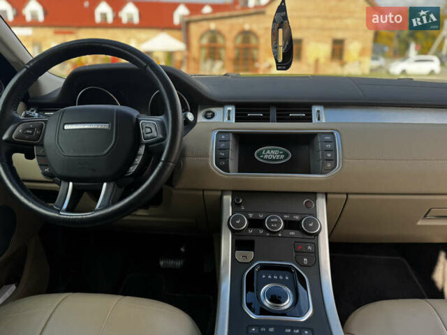 Черный Ленд Ровер Рендж Ровер Эвок, объемом двигателя 2 л и пробегом 211 тыс. км за 21300 $, фото 12 на Automoto.ua
