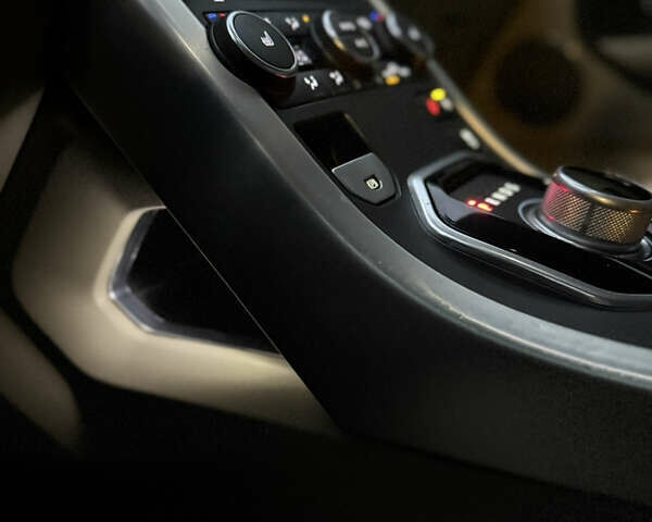 Черный Ленд Ровер Рендж Ровер Эвок, объемом двигателя 2 л и пробегом 90 тыс. км за 19600 $, фото 31 на Automoto.ua