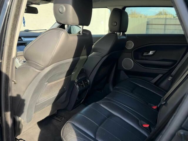 Чорний Ленд Ровер Рендж Ровер Евок, об'ємом двигуна 2 л та пробігом 63 тис. км за 4900 $, фото 11 на Automoto.ua