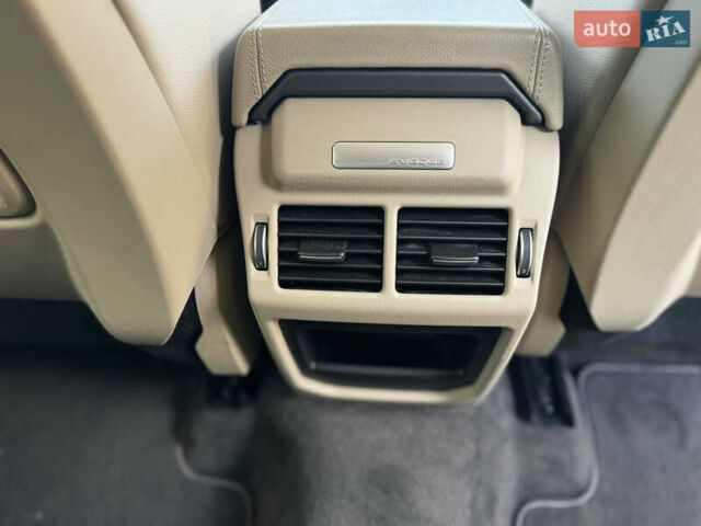 Черный Ленд Ровер Рендж Ровер Эвок, объемом двигателя 2 л и пробегом 211 тыс. км за 21300 $, фото 13 на Automoto.ua