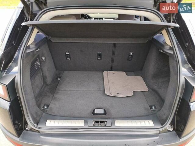 Чорний Ленд Ровер Рендж Ровер Евок, об'ємом двигуна 2 л та пробігом 93 тис. км за 21900 $, фото 44 на Automoto.ua