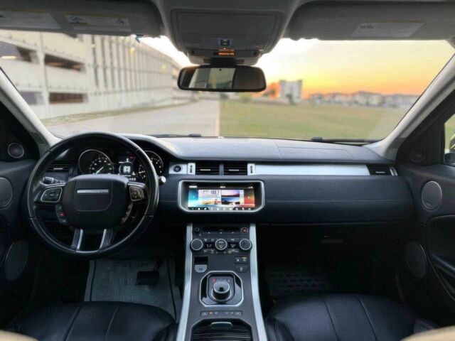 Чорний Ленд Ровер Рендж Ровер Евок, об'ємом двигуна 2 л та пробігом 64 тис. км за 20000 $, фото 7 на Automoto.ua