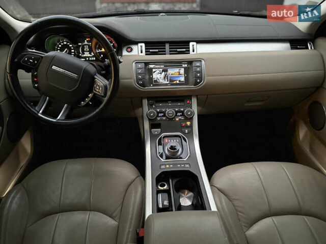 Черный Ленд Ровер Рендж Ровер Эвок, объемом двигателя 2 л и пробегом 90 тыс. км за 19600 $, фото 18 на Automoto.ua
