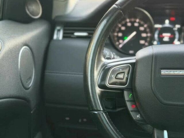 Чорний Ленд Ровер Рендж Ровер Евок, об'ємом двигуна 2 л та пробігом 64 тис. км за 20000 $, фото 8 на Automoto.ua