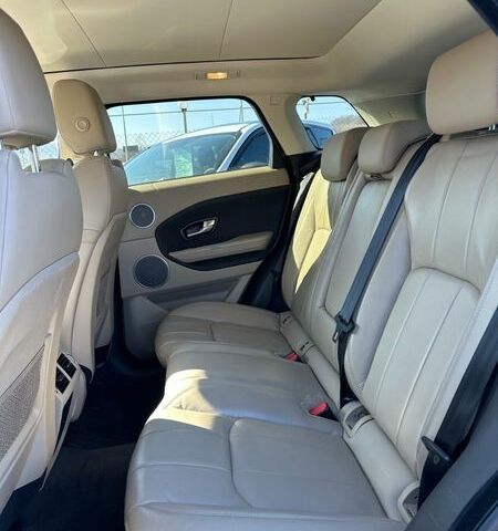 Черный Ленд Ровер Рендж Ровер Эвок, объемом двигателя 2 л и пробегом 110 тыс. км за 21800 $, фото 38 на Automoto.ua