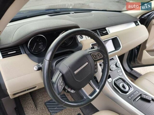 Чорний Ленд Ровер Рендж Ровер Евок, об'ємом двигуна 2 л та пробігом 93 тис. км за 21900 $, фото 17 на Automoto.ua