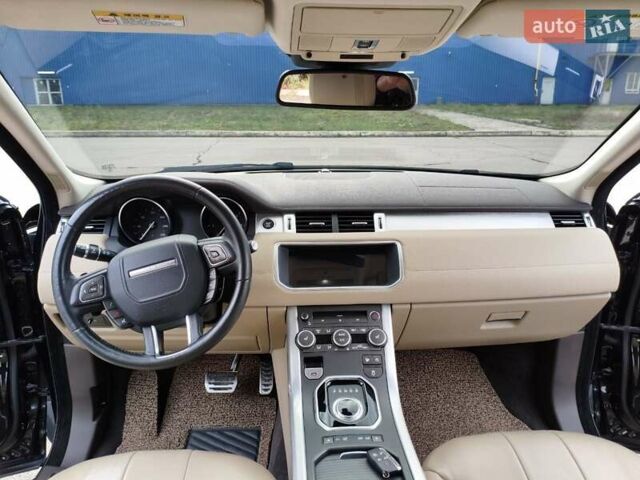 Чорний Ленд Ровер Рендж Ровер Евок, об'ємом двигуна 2 л та пробігом 93 тис. км за 21900 $, фото 18 на Automoto.ua
