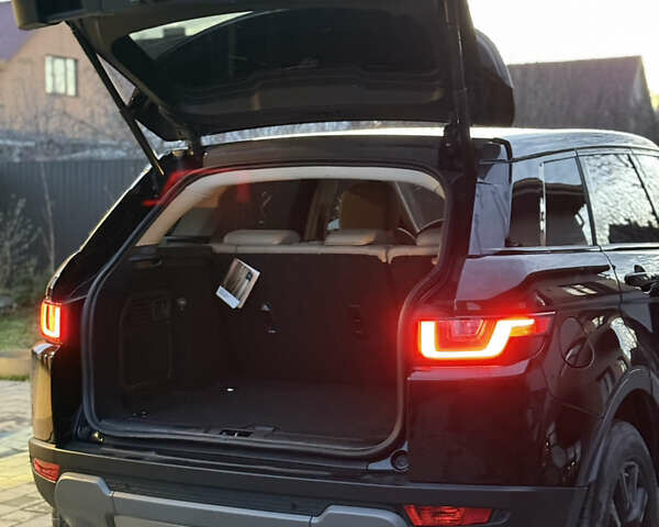 Черный Ленд Ровер Рендж Ровер Эвок, объемом двигателя 2 л и пробегом 90 тыс. км за 19600 $, фото 37 на Automoto.ua