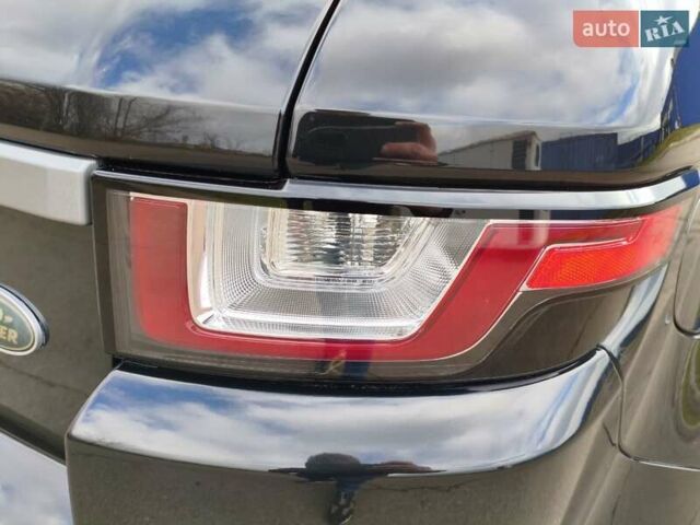 Чорний Ленд Ровер Рендж Ровер Евок, об'ємом двигуна 2 л та пробігом 93 тис. км за 21900 $, фото 36 на Automoto.ua