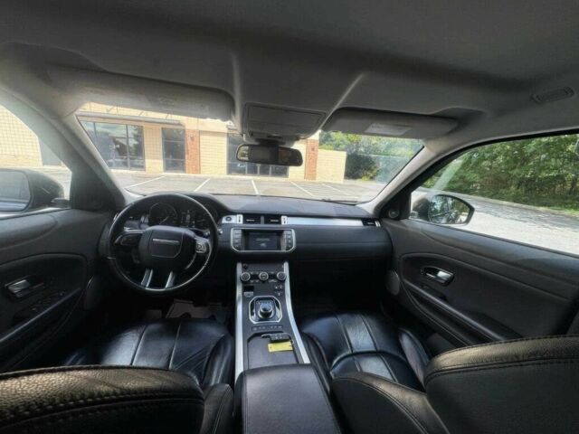 Чорний Ленд Ровер Рендж Ровер Евок, об'ємом двигуна 2 л та пробігом 69 тис. км за 14000 $, фото 8 на Automoto.ua