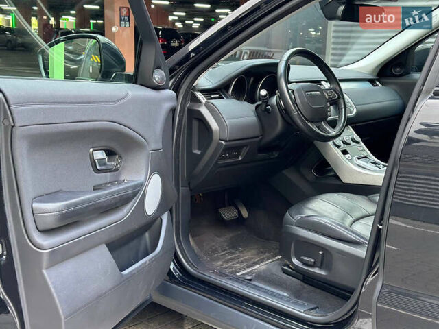 Ленд Ровер Рендж Ровер Эвок 2017 в Киеве на Automoto.ua Черный Ленд Ровер Рендж Ровер Эвок, объемом двигателя 2 л и пробегом 75 тыс. км за 22700 $, фото 13 на Automoto.ua