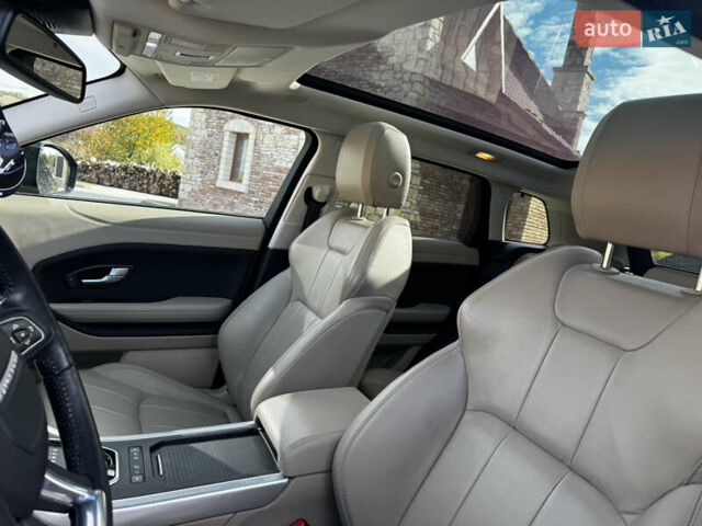 Черный Ленд Ровер Рендж Ровер Эвок, объемом двигателя 2 л и пробегом 211 тыс. км за 21300 $, фото 11 на Automoto.ua