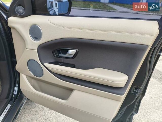 Чорний Ленд Ровер Рендж Ровер Евок, об'ємом двигуна 2 л та пробігом 93 тис. км за 21900 $, фото 38 на Automoto.ua
