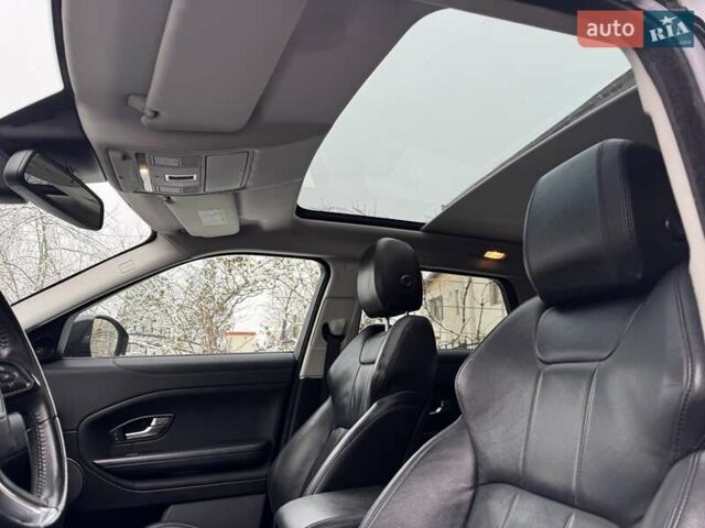 Черный Ленд Ровер Рендж Ровер Эвок, объемом двигателя 2 л и пробегом 117 тыс. км за 22950 $, фото 21 на Automoto.ua