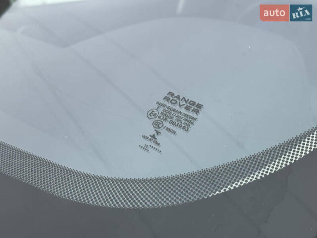 Чорний Ленд Ровер Рендж Ровер Евок, об'ємом двигуна 2 л та пробігом 89 тис. км за 22500 $, фото 34 на Automoto.ua