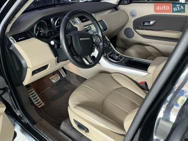 Ленд Ровер Рендж Ровер Эвок 2018 в Одессе на Automoto.ua Черный Ленд Ровер Рендж Ровер Эвок, объемом двигателя 2 л и пробегом 111 тыс. км за 24900 $, фото 18 на Automoto.ua