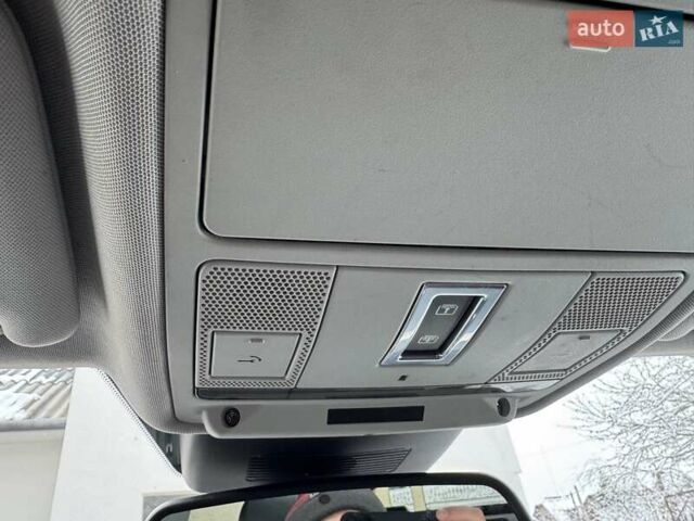 Черный Ленд Ровер Рендж Ровер Эвок, объемом двигателя 2 л и пробегом 117 тыс. км за 22950 $, фото 28 на Automoto.ua