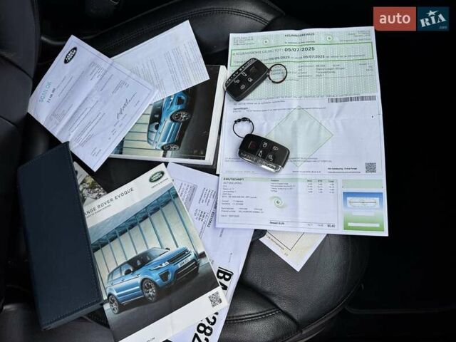 Чорний Ленд Ровер Рендж Ровер Евок, об'ємом двигуна 2 л та пробігом 117 тис. км за 23900 $, фото 31 на Automoto.ua