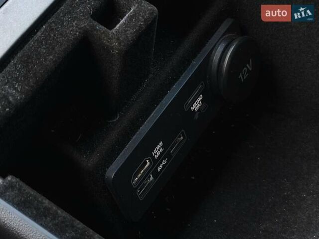 Чорний Ленд Ровер Рендж Ровер Евок, об'ємом двигуна 2 л та пробігом 89 тис. км за 23300 $, фото 31 на Automoto.ua