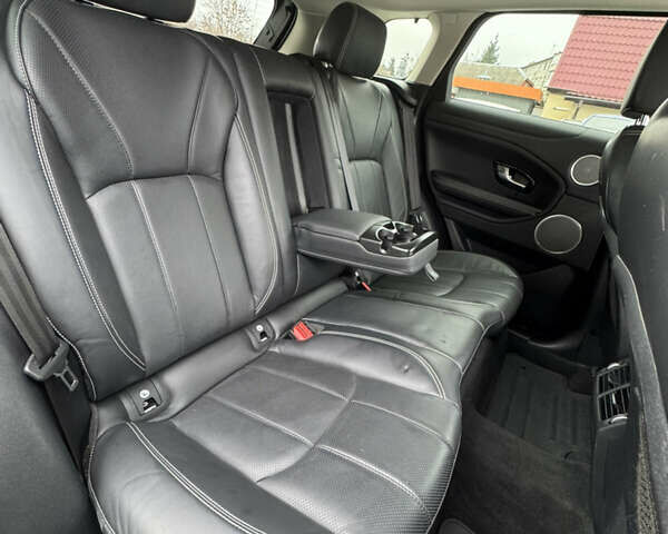 Чорний Ленд Ровер Рендж Ровер Евок, об'ємом двигуна 2 л та пробігом 89 тис. км за 22500 $, фото 21 на Automoto.ua