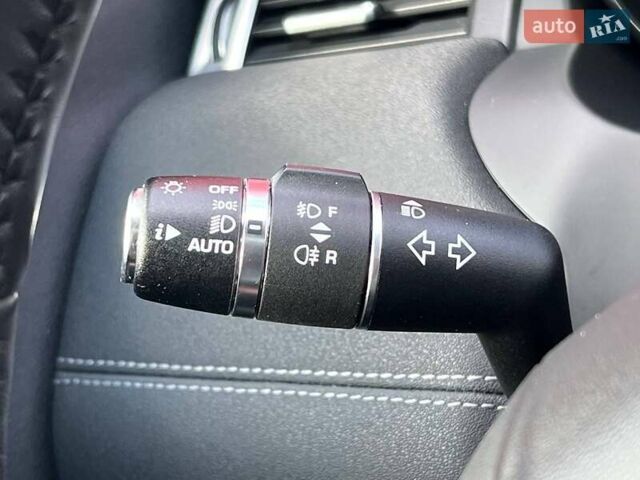 Черный Ленд Ровер Рендж Ровер Эвок, объемом двигателя 2 л и пробегом 100 тыс. км за 27700 $, фото 27 на Automoto.ua