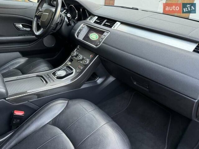 Черный Ленд Ровер Рендж Ровер Эвок, объемом двигателя 2 л и пробегом 117 тыс. км за 22950 $, фото 34 на Automoto.ua