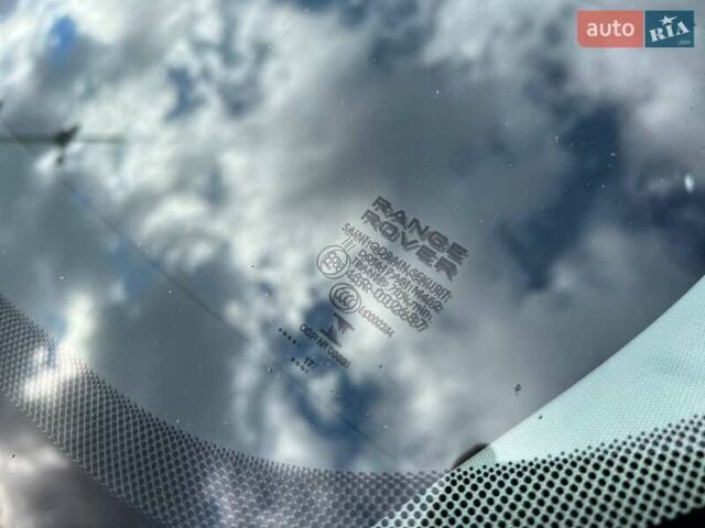 Черный Ленд Ровер Рендж Ровер Эвок, объемом двигателя 2 л и пробегом 100 тыс. км за 27700 $, фото 4 на Automoto.ua