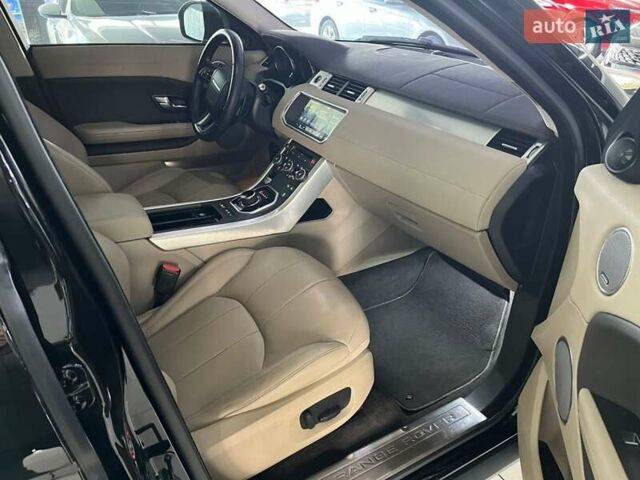 Ленд Ровер Рендж Ровер Эвок 2018 в Одессе на Automoto.ua Черный Ленд Ровер Рендж Ровер Эвок, объемом двигателя 2 л и пробегом 111 тыс. км за 24900 $, фото 20 на Automoto.ua