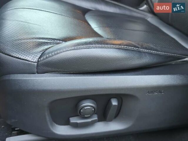 Чорний Ленд Ровер Рендж Ровер Евок, об'ємом двигуна 2 л та пробігом 89 тис. км за 23300 $, фото 22 на Automoto.ua