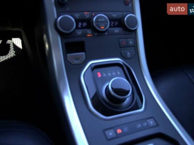 Ленд Ровер Рендж Ровер Евок 2018 у Києві на Automoto.ua Чорний Ленд Ровер Рендж Ровер Евок, об'ємом двигуна 2 л та пробігом 185 тис. км за 22500 $, фото 15 на Automoto.ua