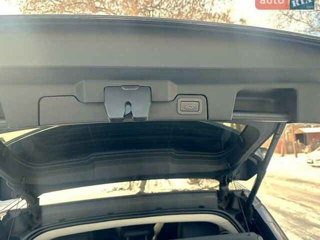 Черный Ленд Ровер Рендж Ровер Эвок, объемом двигателя 2 л и пробегом 68 тыс. км за 21500 $, фото 22 на Automoto.ua