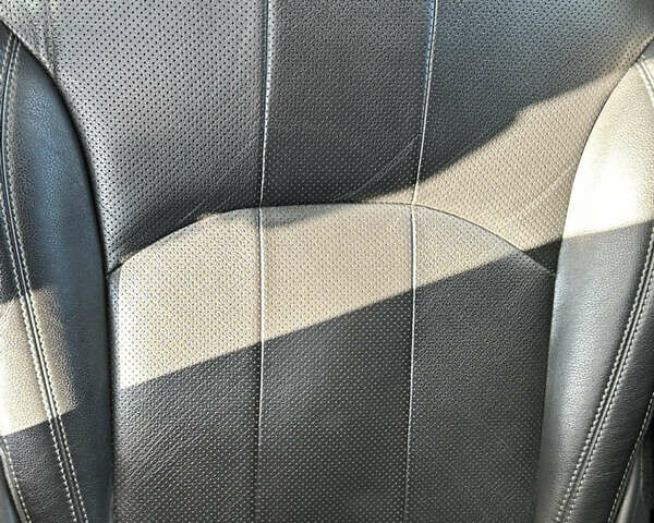 Черный Ленд Ровер Рендж Ровер Эвок, объемом двигателя 2 л и пробегом 89 тыс. км за 25000 $, фото 15 на Automoto.ua