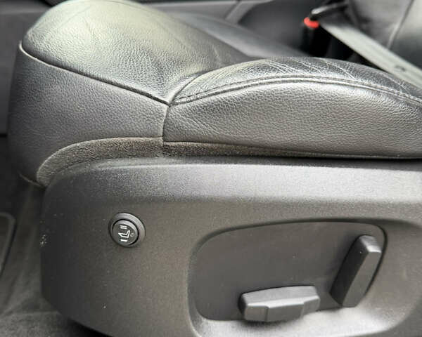 Черный Ленд Ровер Рендж Ровер Эвок, объемом двигателя 2 л и пробегом 119 тыс. км за 25500 $, фото 5 на Automoto.ua