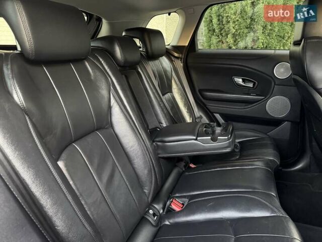 Чорний Ленд Ровер Рендж Ровер Евок, об'ємом двигуна 2 л та пробігом 117 тис. км за 23900 $, фото 44 на Automoto.ua