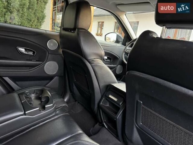 Чорний Ленд Ровер Рендж Ровер Евок, об'ємом двигуна 2 л та пробігом 117 тис. км за 23900 $, фото 43 на Automoto.ua