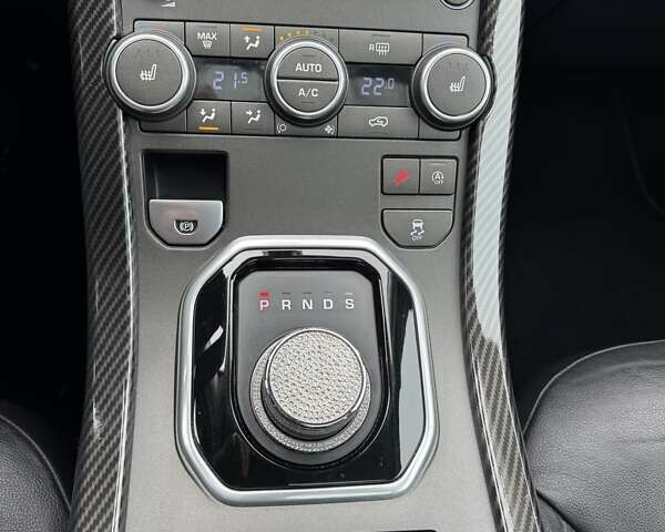 Черный Ленд Ровер Рендж Ровер Эвок, объемом двигателя 2 л и пробегом 117 тыс. км за 22950 $, фото 24 на Automoto.ua