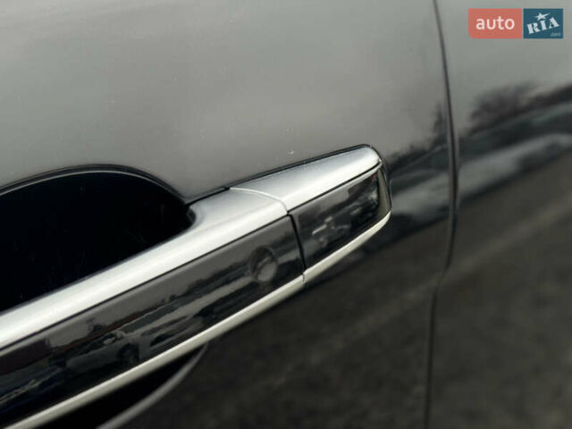 Чорний Ленд Ровер Рендж Ровер Евок, об'ємом двигуна 2 л та пробігом 89 тис. км за 22500 $, фото 33 на Automoto.ua